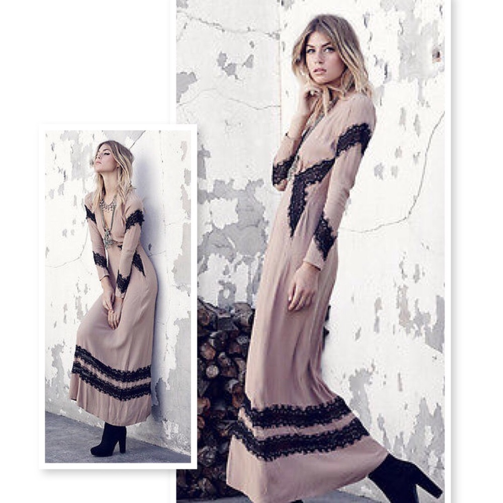 🤍 NWT For Love and Lemons Goddess Maxi Dress 🤍
